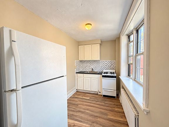 1 bed 1 bath - 15 Hodge Ave, # 9, Buffalo, NY 14222