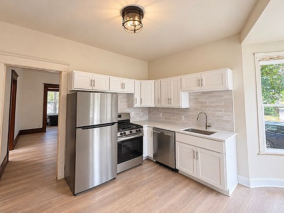 2 bed 1 bath - 44 Greenfield St, # 1, Buffalo, NY 14214