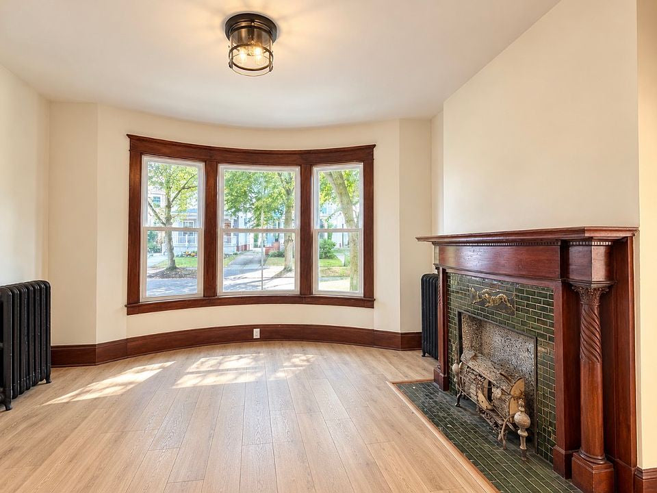 2 bed 1 bath - 44 Greenfield St, # 1, Buffalo, NY 14214