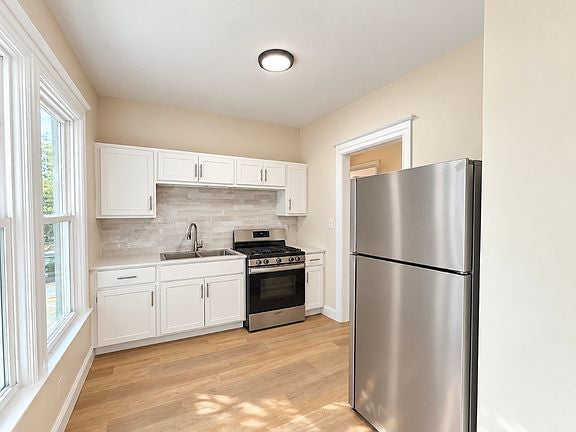 2 bed 1 bath - 44 Greenfield St, # 2, Buffalo, NY 14214