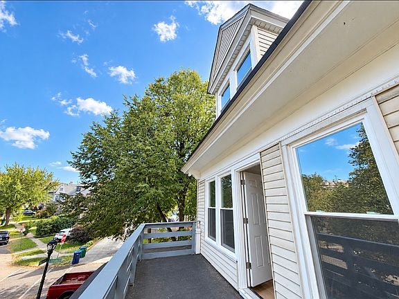 2 bed 1 bath - 44 Greenfield St, # 2, Buffalo, NY 14214