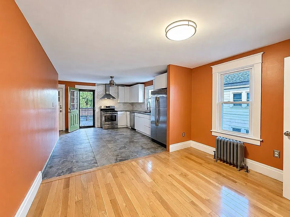3 bed 1.5 bath - 186 Bird Ave, APT 2, Buffalo, NY 14213