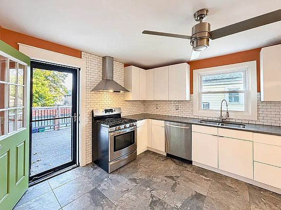 3 bed 1.5 bath - 186 Bird Ave, APT 2, Buffalo, NY 14213