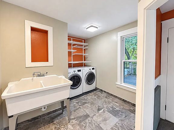 3 bed 1.5 bath - 186 Bird Ave, APT 2, Buffalo, NY 14213