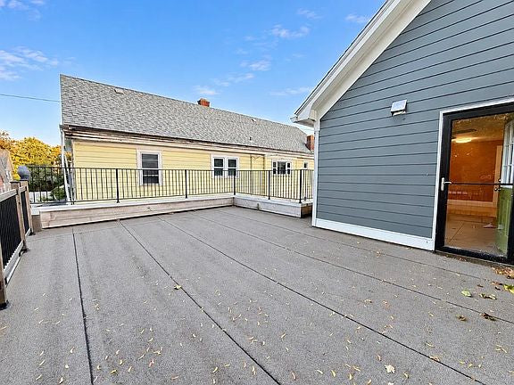 3 bed 1.5 bath - 186 Bird Ave, APT 2, Buffalo, NY 14213