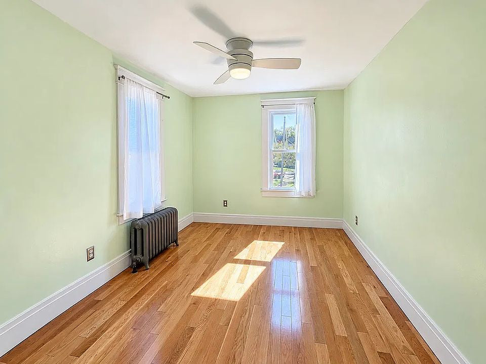3 bed 1.5 bath - 186 Bird Ave, APT 2, Buffalo, NY 14213