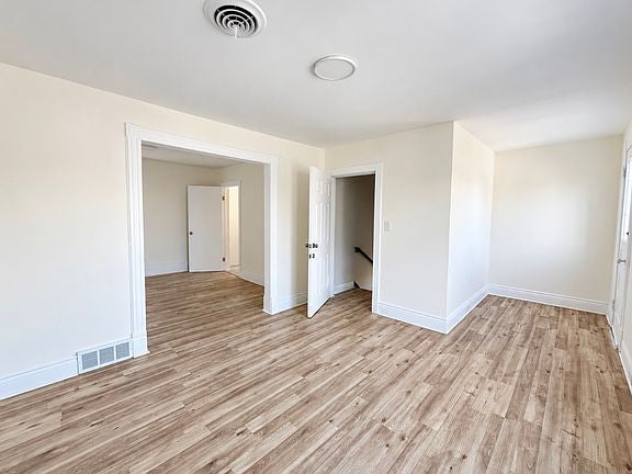 2 bed 1 bath - 92 Dewitt St, # 2, Buffalo, NY 14213