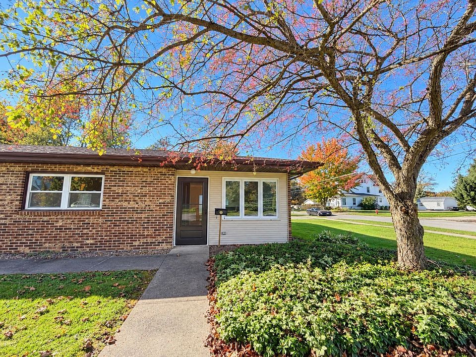 2 bed 1 bath - 1700 Pallister Ave, # 1, Barker, NY 14012
