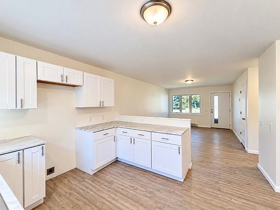 2 bed 1 bath - 1700 Pallister Ave, # 1, Barker, NY 14012
