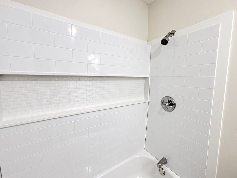 2 bed 1 bath - 1700 Pallister Ave, # 1, Barker, NY 14012