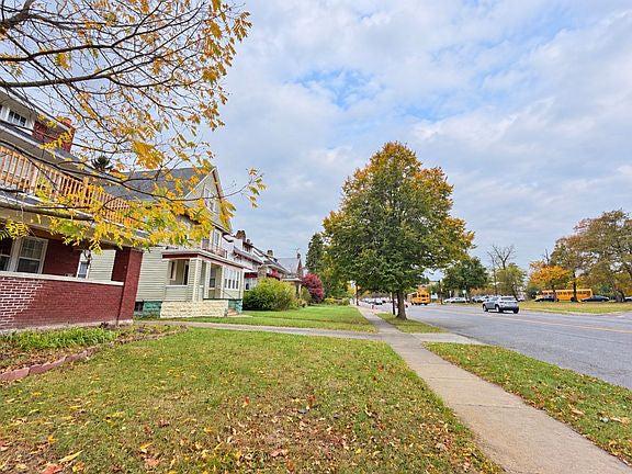 3 bed 1 bath - 405 Parkside Ave Floor 2, Buffalo, NY 14216